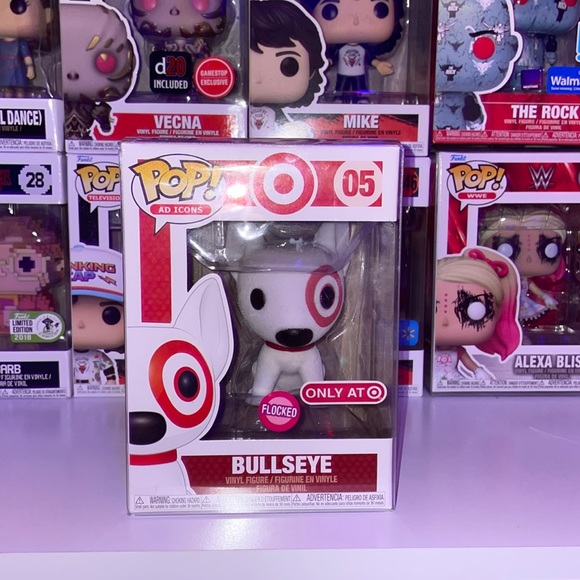 Funko pop!!! Target dog (flocked) get it now at a good price!!!! - Picture 1 of 6